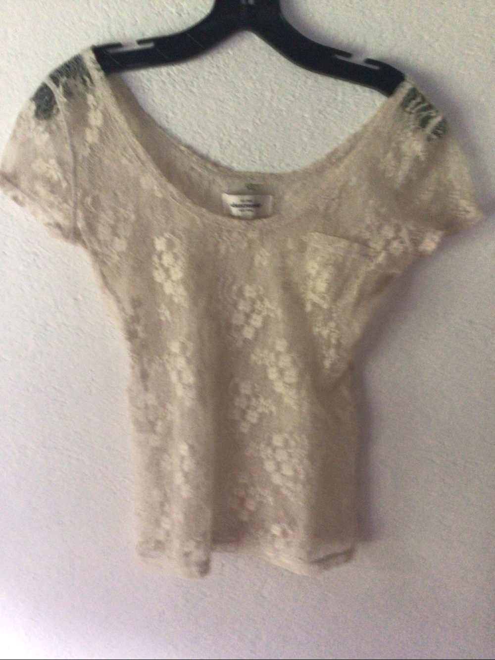 Abercrombie Cream Lace Short Sleeve Tee